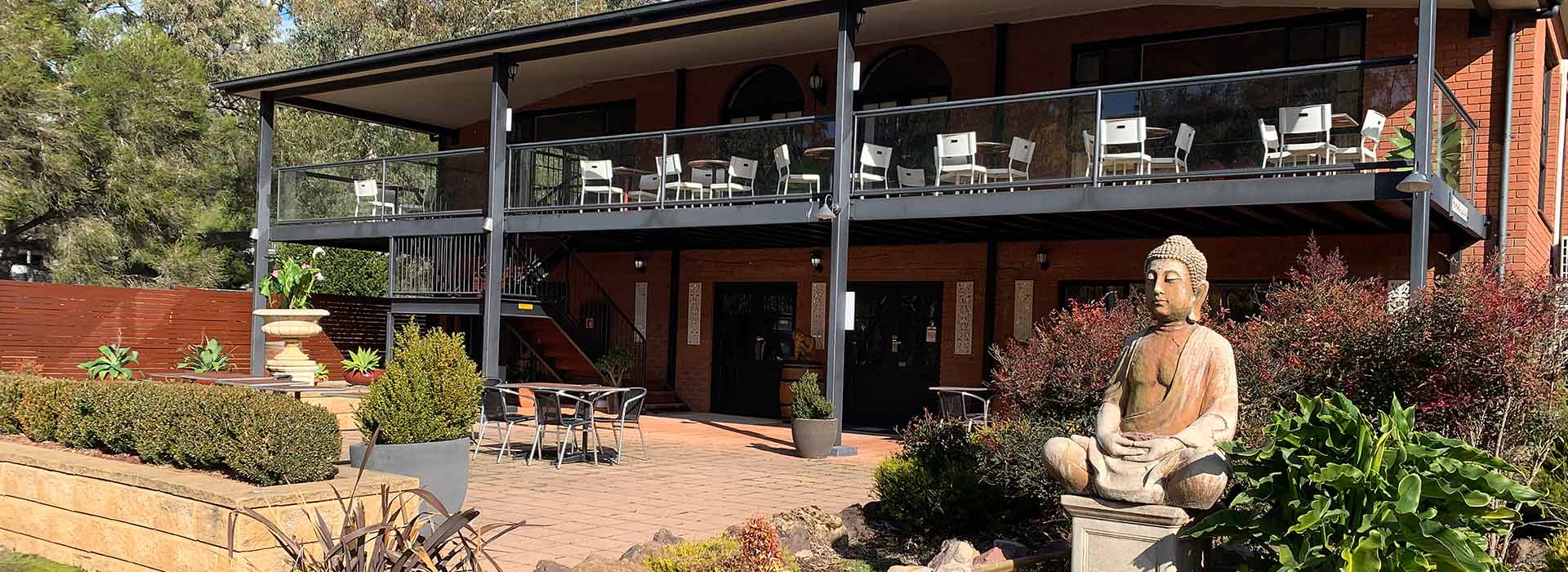 Country Plaza Halls Gap